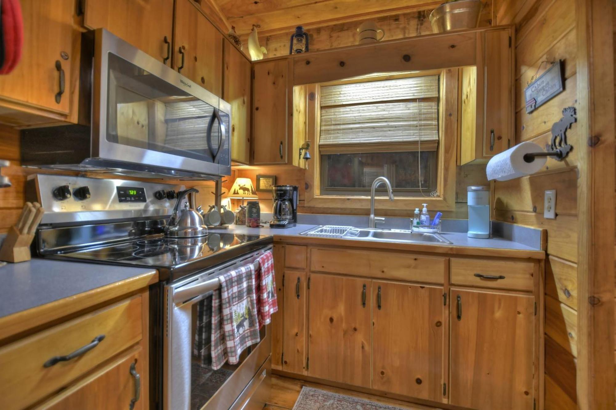 Hygge Haus Rustic Charm Cozy Beds And A Serene Location Ellijay Exterior photo