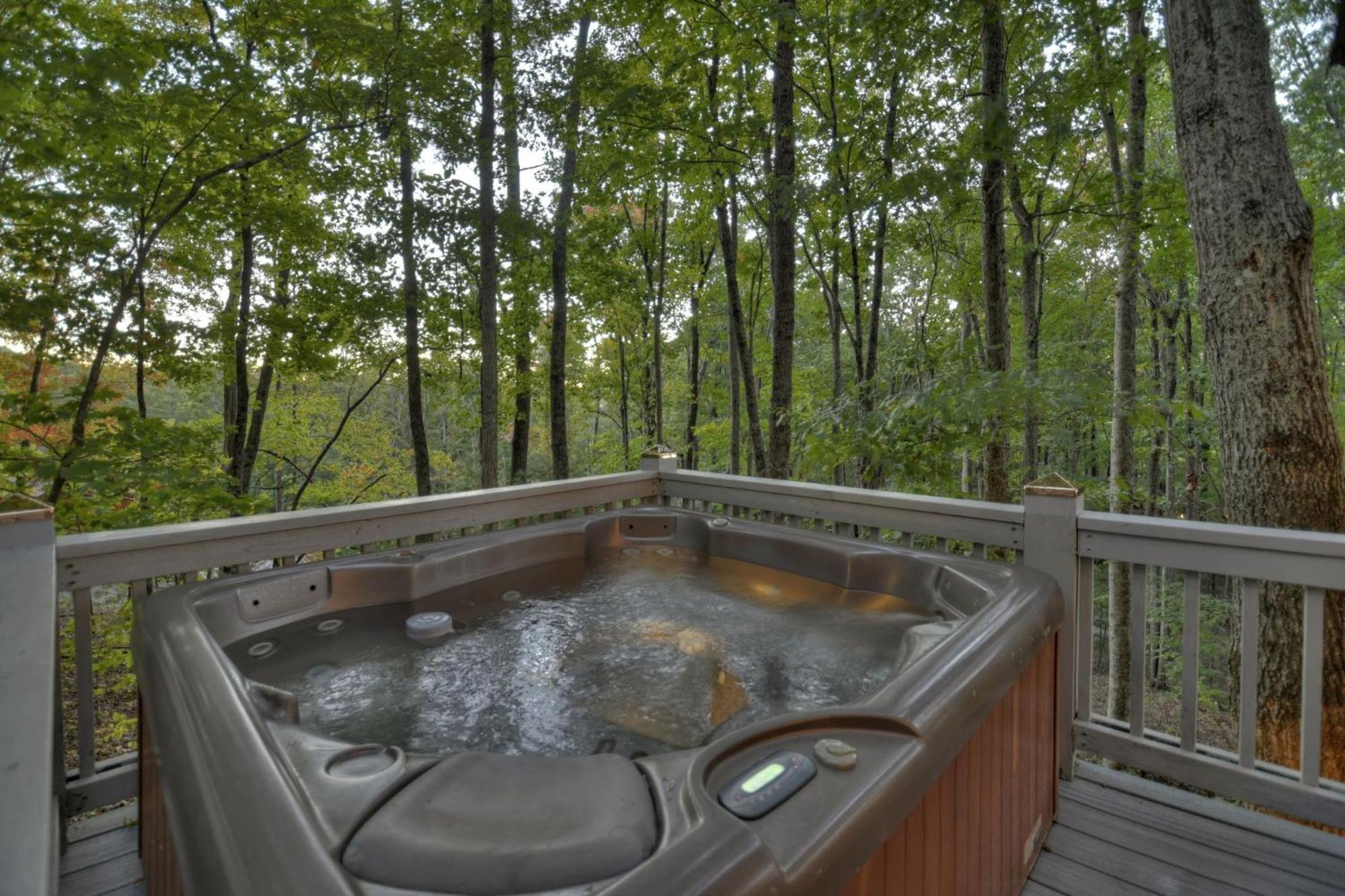 Hygge Haus Rustic Charm Cozy Beds And A Serene Location Ellijay Exterior photo
