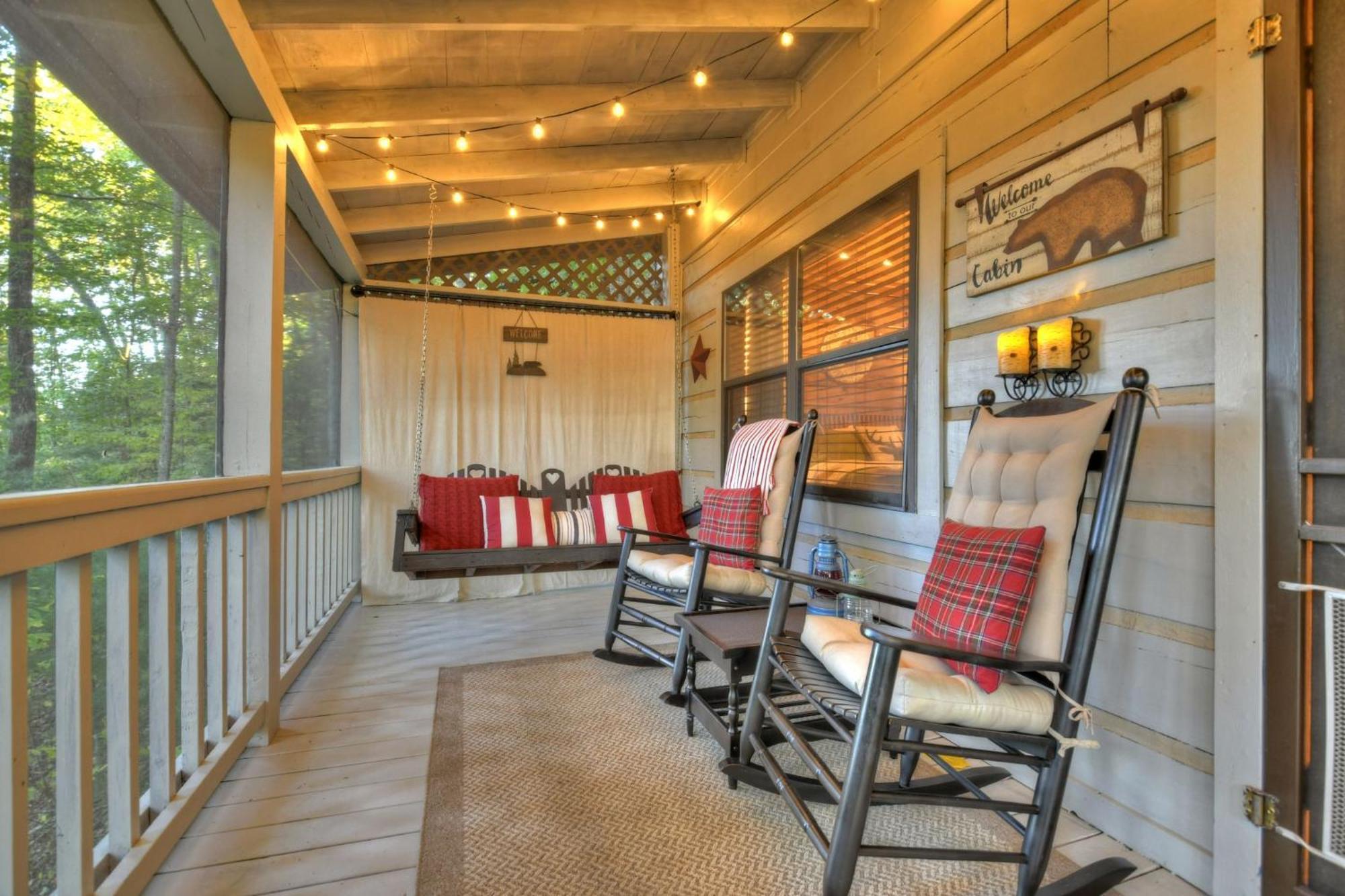 Hygge Haus Rustic Charm Cozy Beds And A Serene Location Ellijay Exterior photo