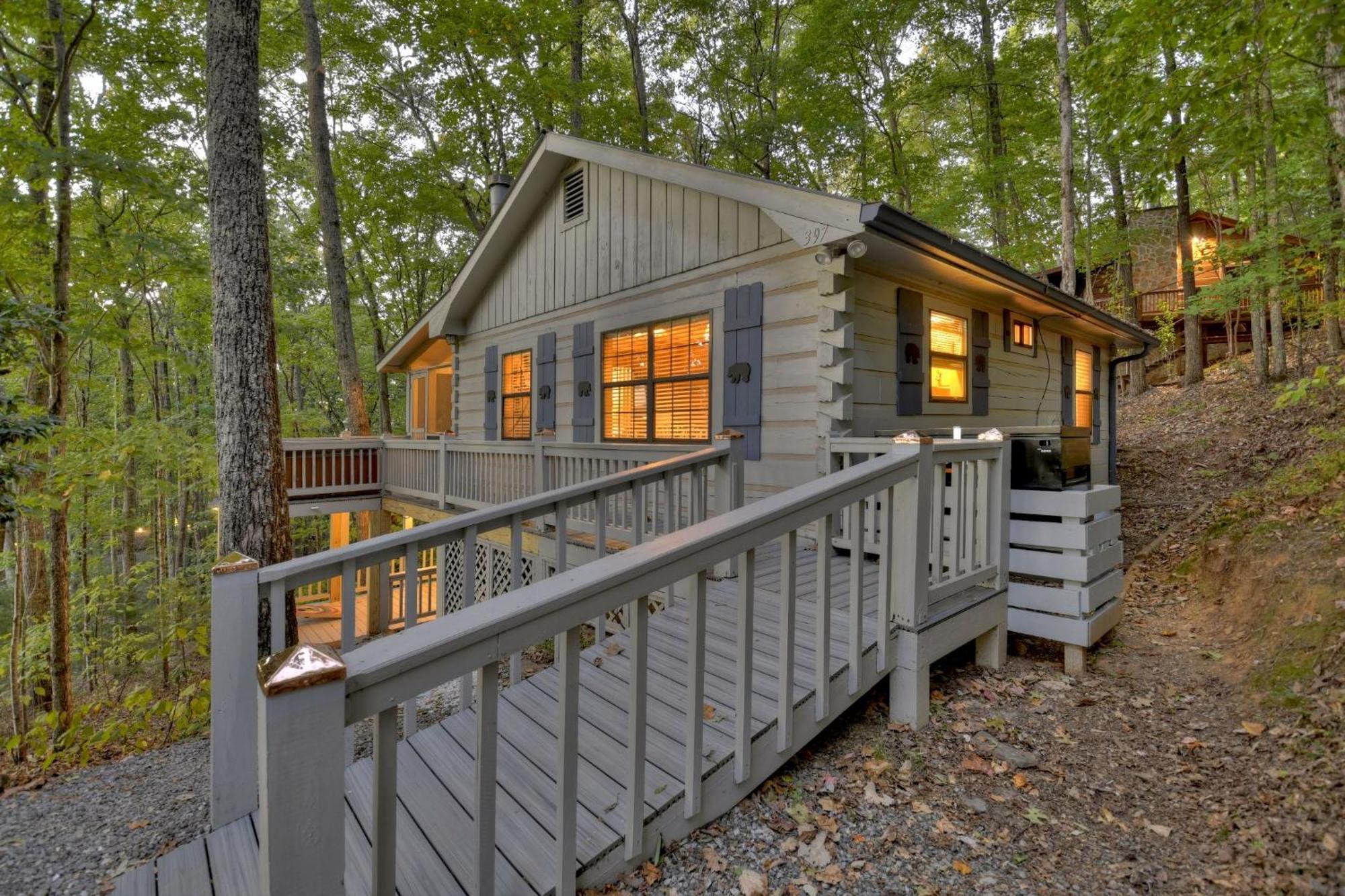 Hygge Haus Rustic Charm Cozy Beds And A Serene Location Ellijay Exterior photo